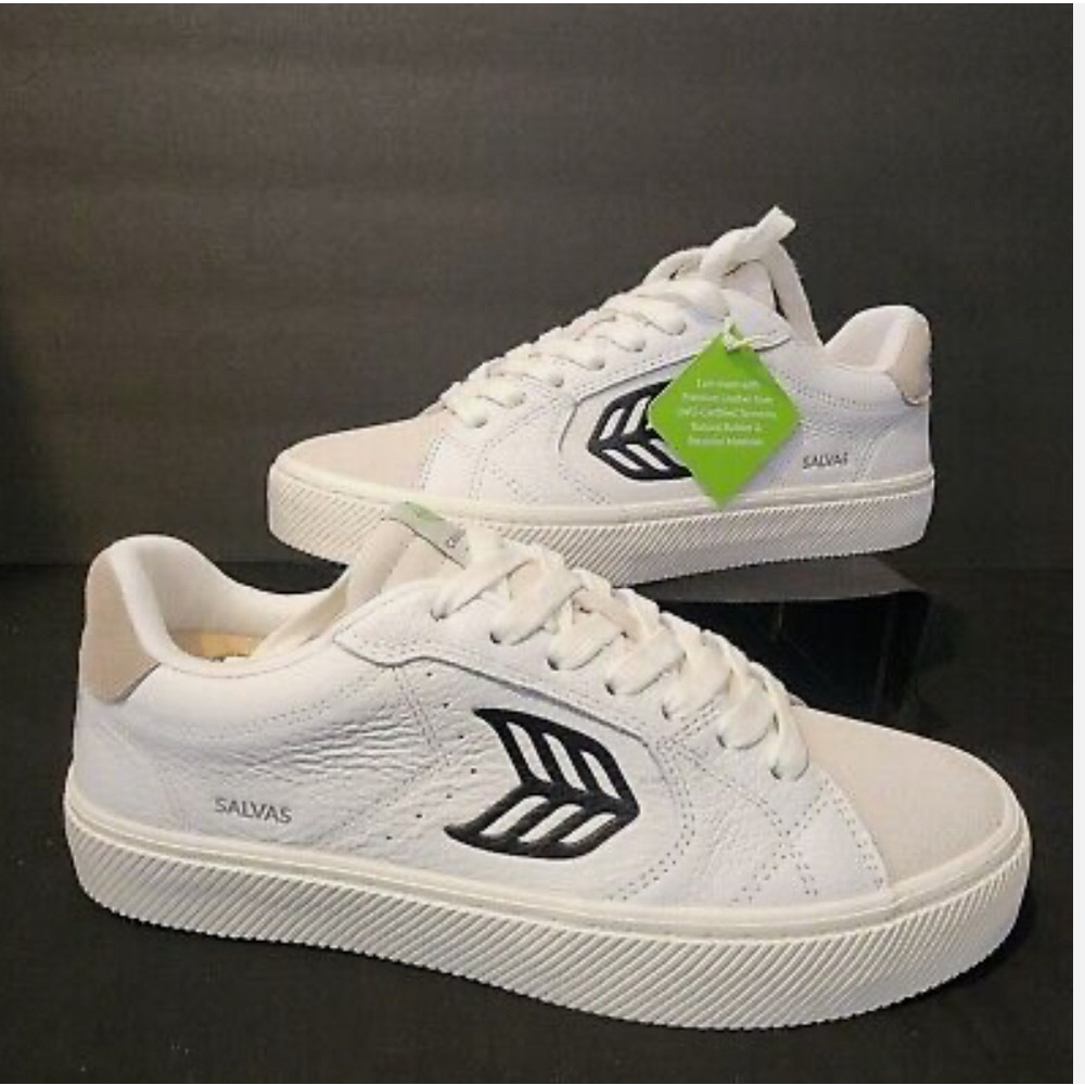 Cariuma SALVAS White Premium Leather Vintage White Suede Black Logo Sneaker